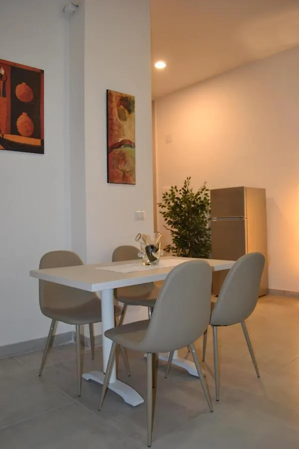 Holiday home Questo Rinascimento Casa Brigitte Naples Italy